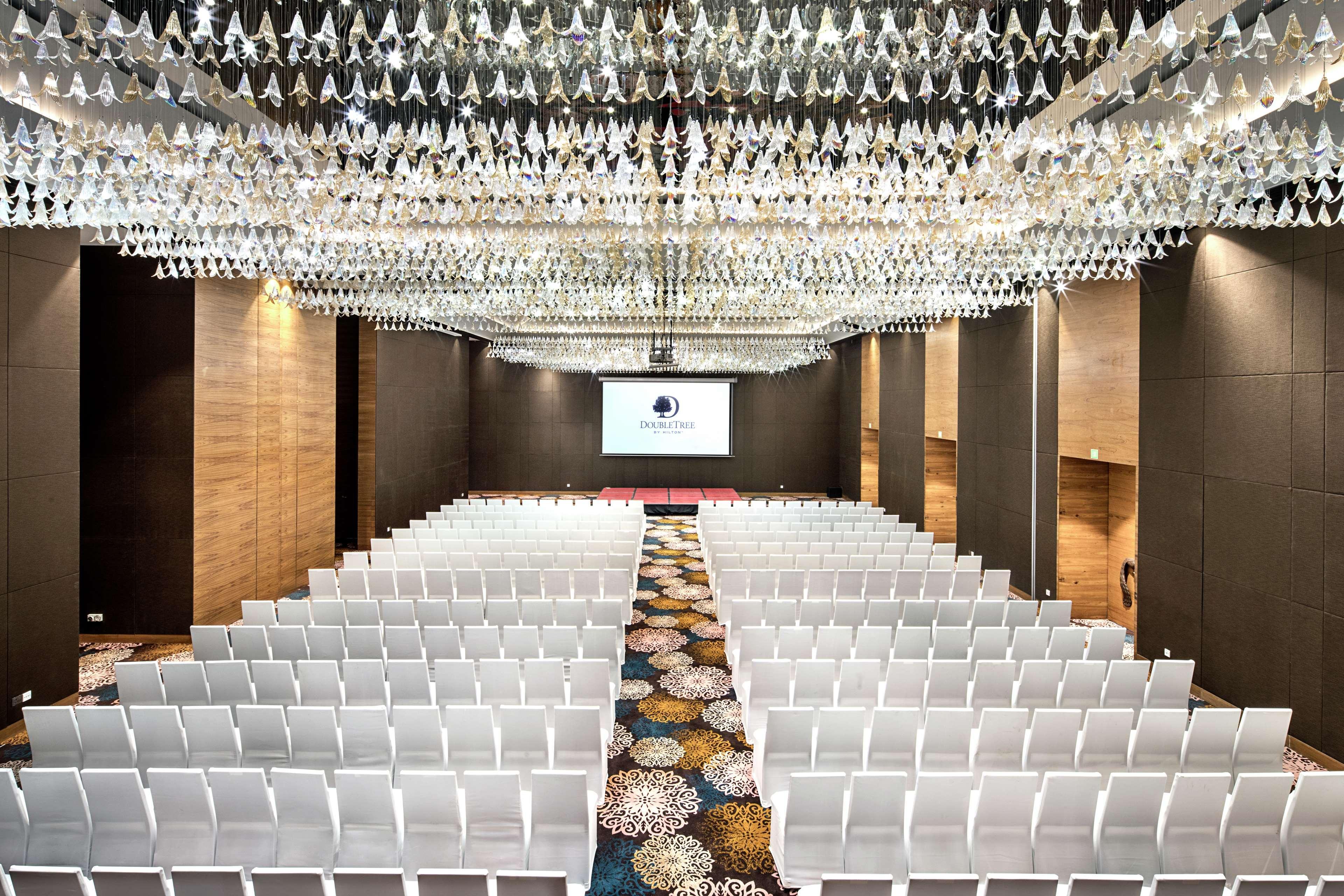 Hotel Doubletree By Hilton Goa - Panaji Zewnętrze zdjęcie