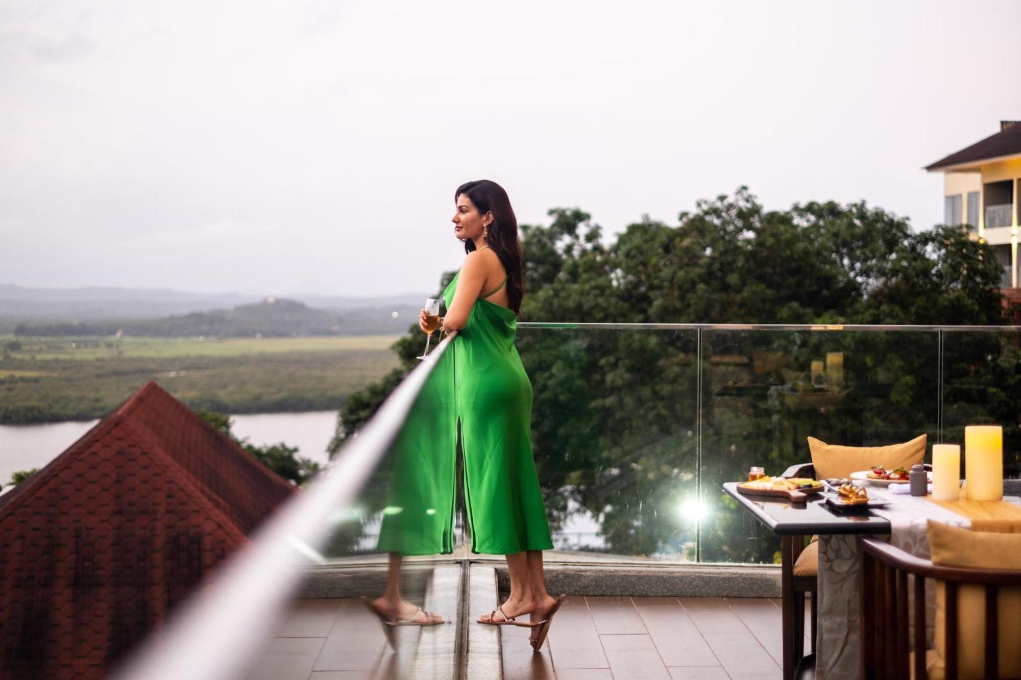 Hotel Doubletree By Hilton Goa - Panaji Zewnętrze zdjęcie