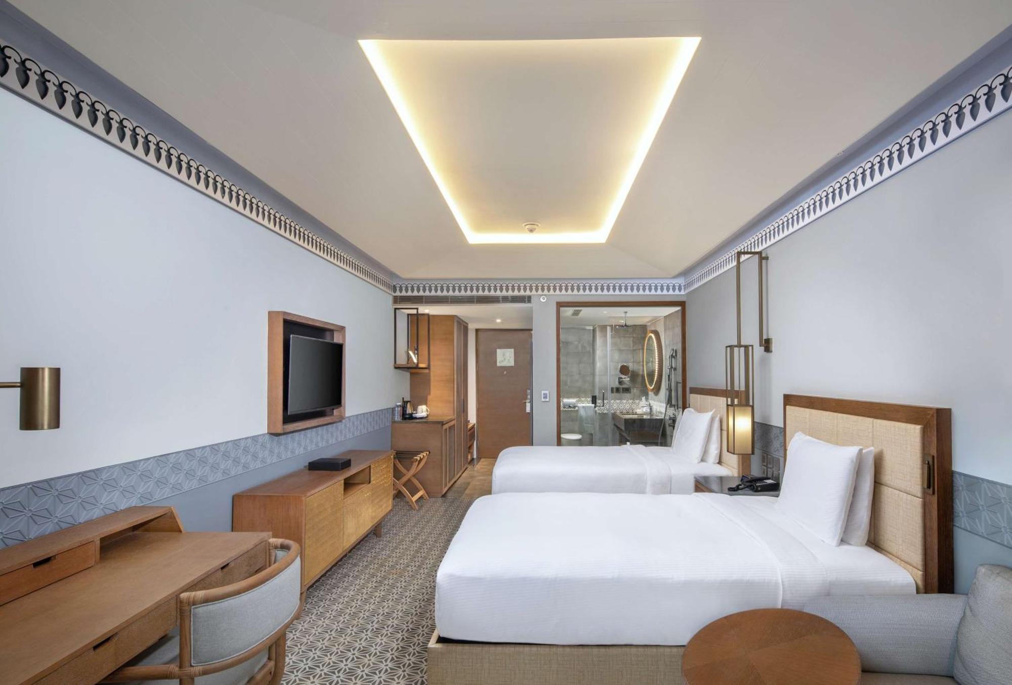 Hotel Doubletree By Hilton Goa - Panaji Zewnętrze zdjęcie