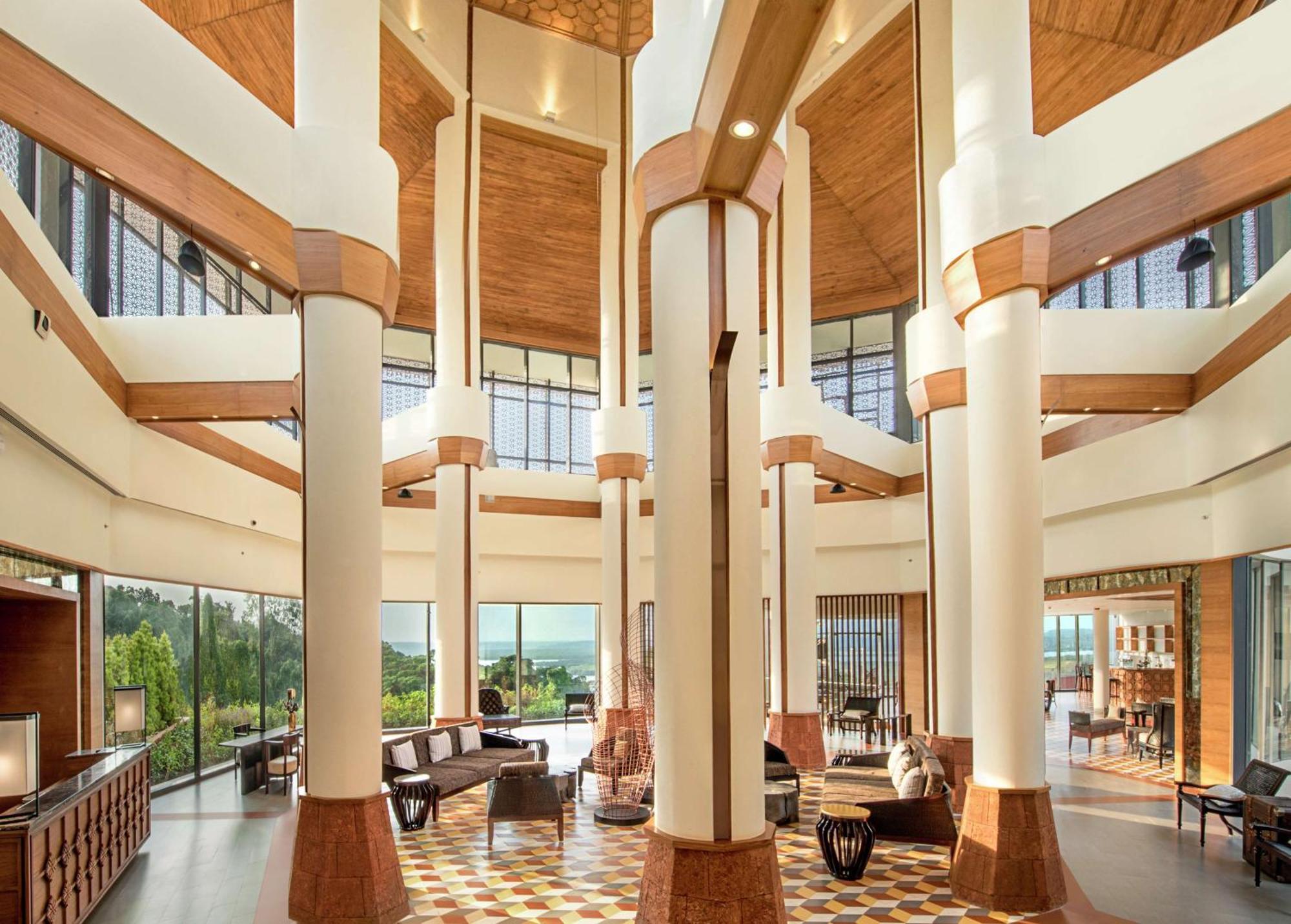 Hotel Doubletree By Hilton Goa - Panaji Zewnętrze zdjęcie